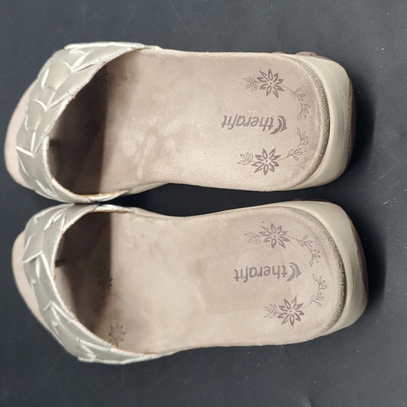 Therafit Delilah Leather Slide Slip-on Thong Sandal Like New 8.5-9 - Picture 4 of 8